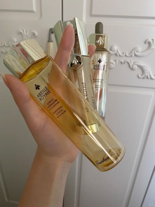 行第一名 2025爆款品牌挑选攻略!开元棋牌什么护肤品最好用?护肤产品排(图4) 行第一名 2025爆款品牌挑选攻略!开元棋牌什么护肤品最好用?护肤产品排(图4)